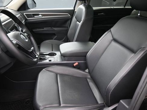 Used 2019 Volkswagen Atlas SE w/ Panoramic Sunroof Package image 19