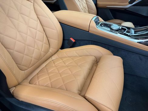 Used 2026 BMW X7 xDrive40i w/ M Sport Package image 27