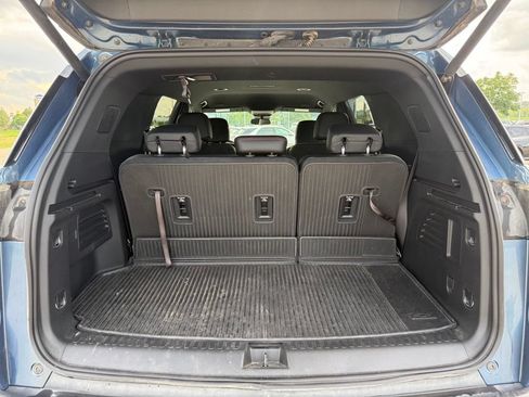 Used 2025 Chevrolet Traverse Z71 w/ Driver Confidence Package AWD/4WD image 14