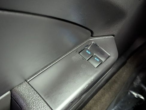 Used 2014 Ford Mustang Coupe RWD image 14