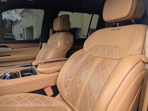 Used 2024 Jeep Grand Wagoneer Series III w/ Rear Seat Video Group 1 image 14