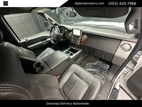 Used 2016 Ford F350 Lariat w/ Lariat Interior Package image 19