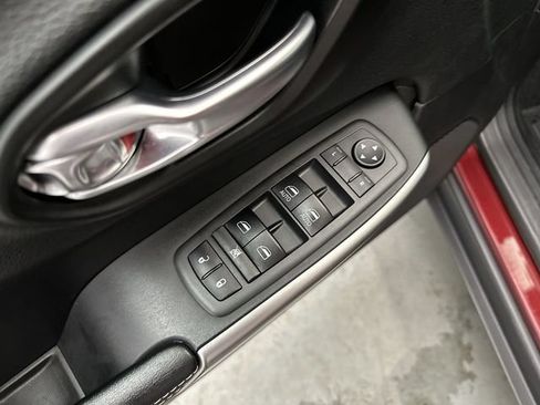 Used 2021 Jeep Cherokee Latitude Lux 80th Anniv w/ Quick Order Package 26U 80TH AWD/4WD image 19