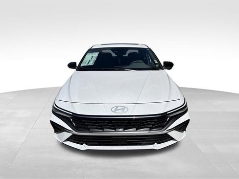 New 2026 Hyundai Elantra SEL Sport Premium FWD image 2