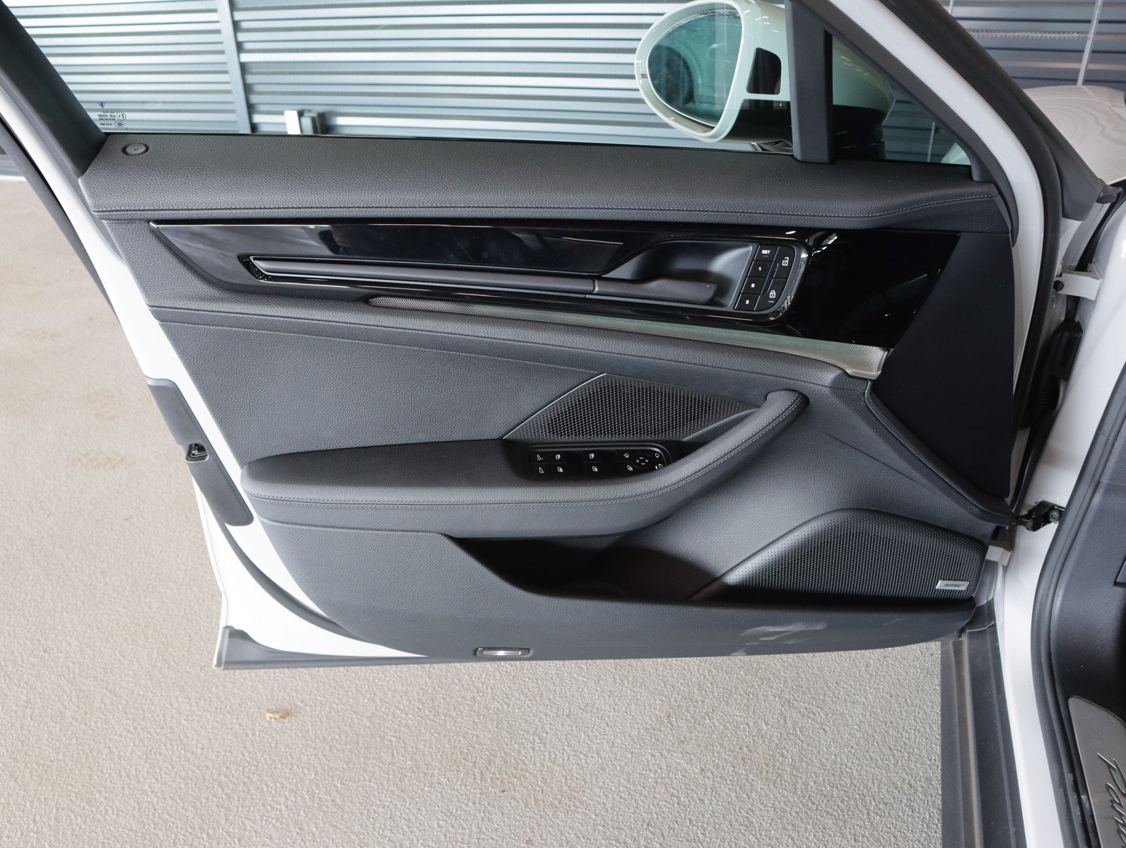 Certified 2024 Porsche Panamera RWD image 26