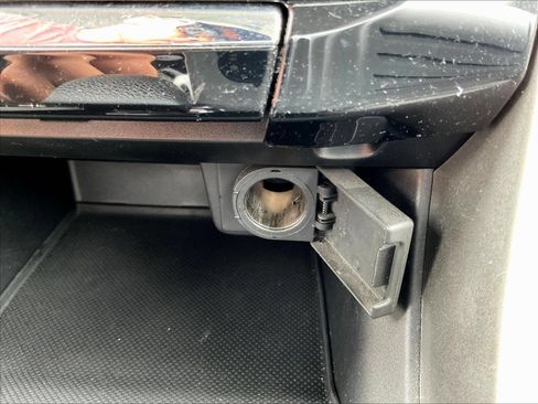 Used 2017 Honda Accord LX image 18