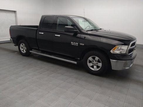 Used 2018 RAM 1500 Classic SLT RWD image 11