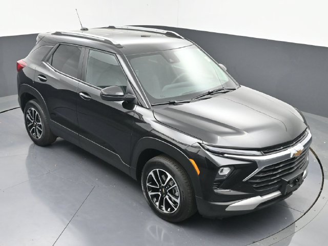Used 2025 Chevrolet TrailBlazer LT AWD/4WD image 38