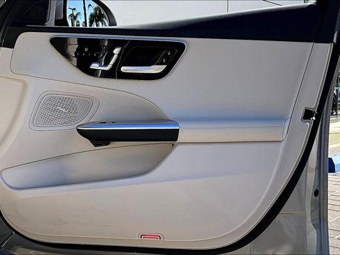 Used 2024 Mercedes-Benz C 300 Sedan image 24