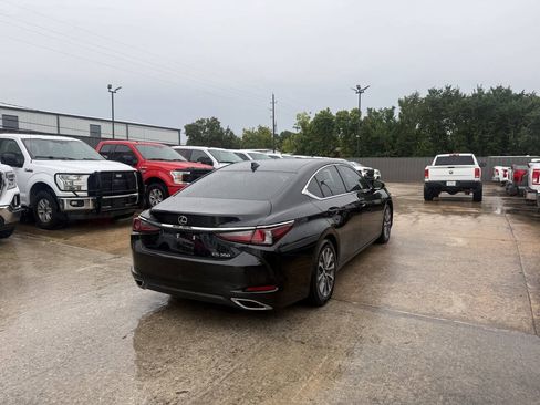 Used 2022 Lexus ES 350 w/ Premium Package FWD image 5