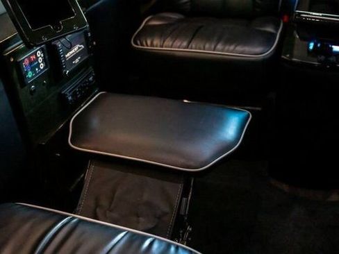 Used 2017 Mercedes-Benz Sprinter 2500 image 8