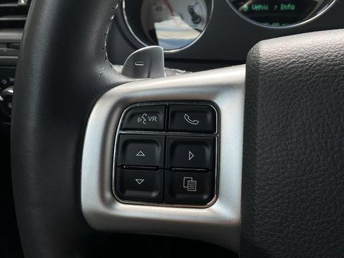 Used 2014 Dodge Challenger R/T Plus RWD image 31