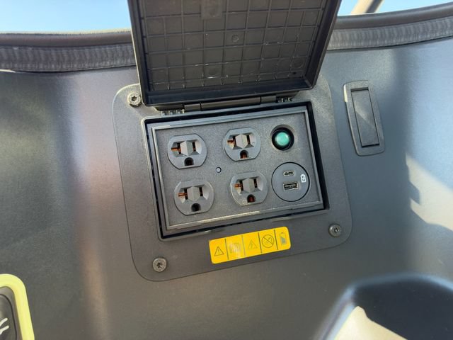 Used 2023 Ford F150 Lightning Lariat w/ Equipment Group 511A High AWD/4WD image 16