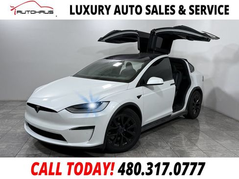 Used 2023 Tesla Model X AWD/4WD image 1