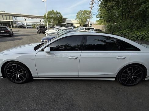 Used 2021 Audi A8 L 3.0T w/ Executive Plus Package AWD/4WD image 12
