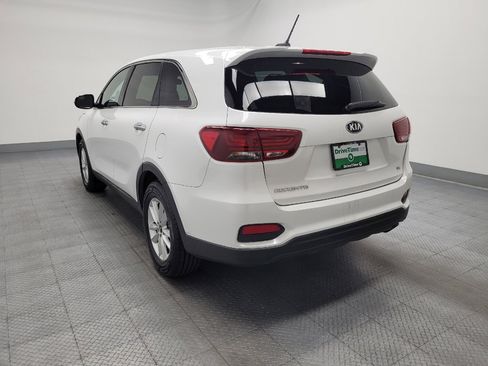 Used 2019 Kia Sorento FWD V6 image 5