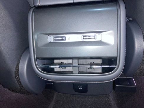 Used 2026 Lincoln Nautilus Premier w/ Equipment Group 102A image 10