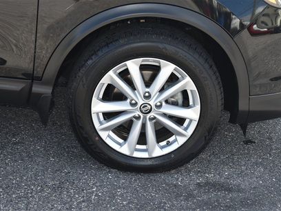 Used 2019 Nissan Rogue Sport SV w/ Technology Package