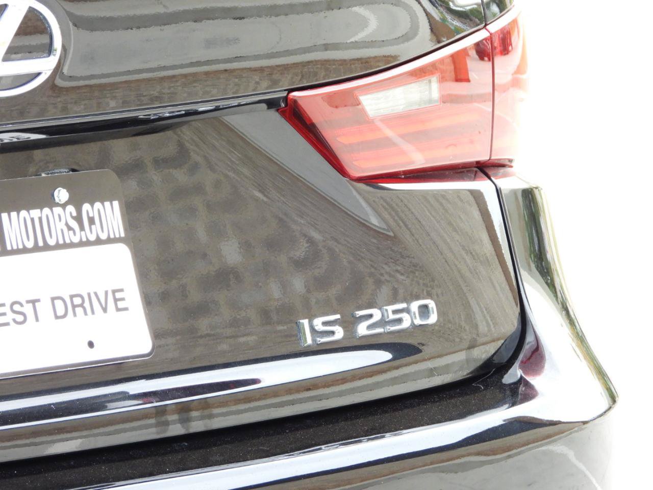 Used 2015 Lexus IS 250 RWD image 10
