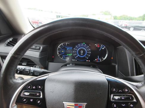 Used 2018 Cadillac Escalade Luxury w/ LPO, Radiant Package AWD/4WD image 34