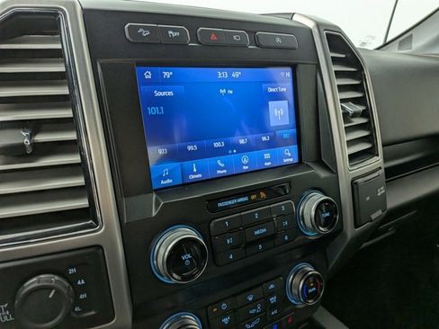 Used 2019 Ford F150 Platinum w/ Equipment Group 701A Luxury image 21