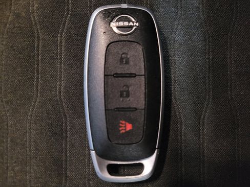 Used 2024 Nissan Pathfinder S FWD image 32