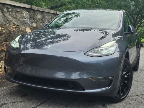 Used 2022 Tesla Model Y Long Range AWD/4WD image 73