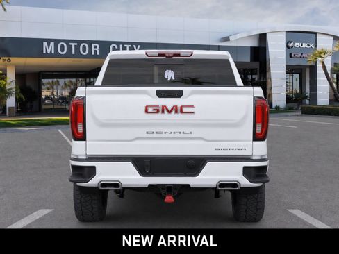 Used 2022 GMC Sierra 1500 Denali w/ Denali Reserve Package AWD/4WD image 7