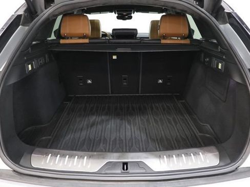 Used 2018 Land Rover Range Rover Velar R-Dynamic HSE AWD/4WD image 31