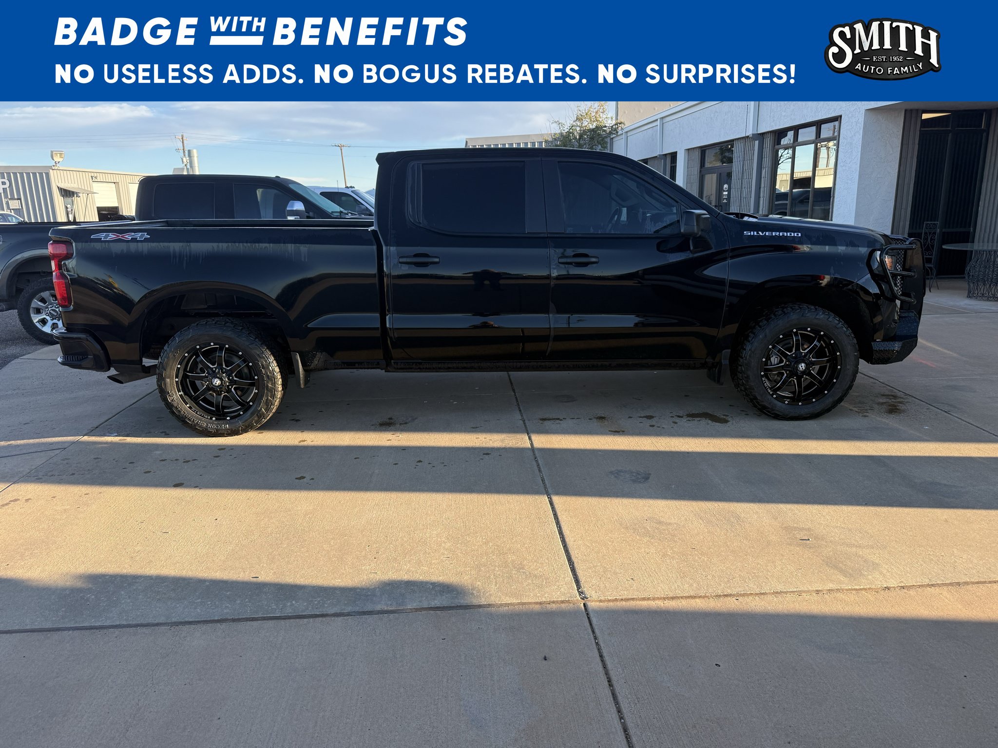 Used 2022 Chevrolet Silverado 1500 Custom AWD/4WD image 3