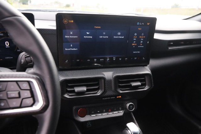 Used 2025 Ford Mustang Coupe RWD image 15