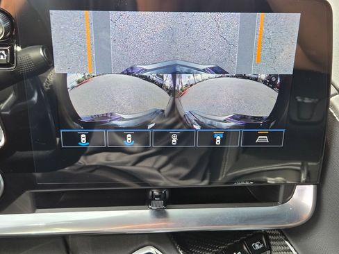 Used 2023 Chevrolet Corvette Stingray Preferred Cpe w/ Engine Appearance Package RWD image 31