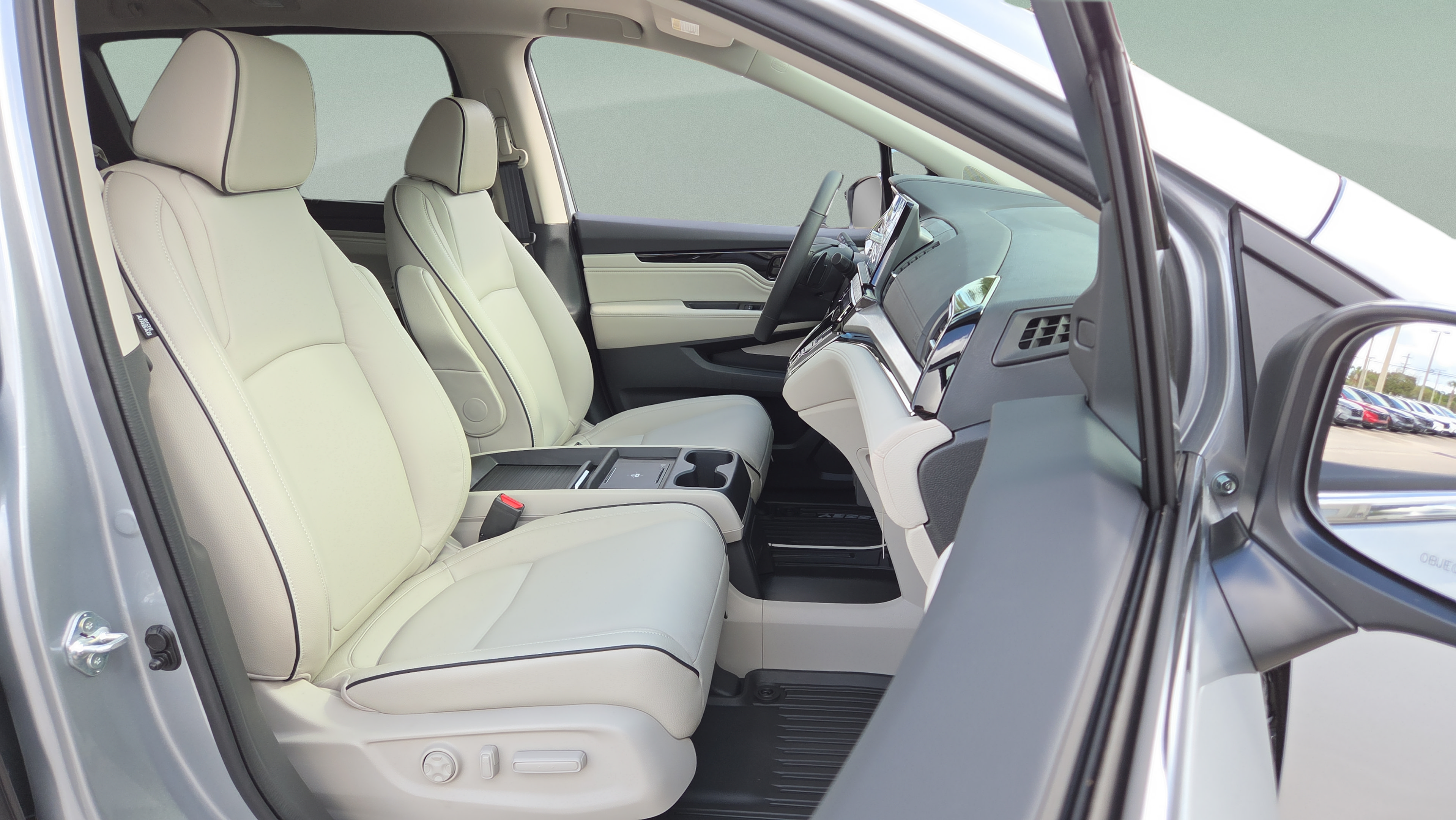 Used 2026 Honda Odyssey Touring image 20