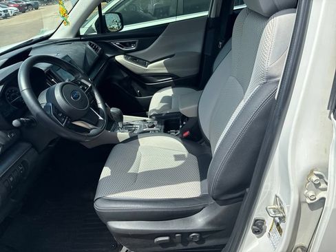 Used 2022 Subaru Forester Premium w/ Popular Package #2 AWD/4WD image 6