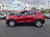 Used 2022 Chevrolet Trax LT w/ LT Convenience Package image 3