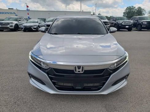 Used 2020 Honda Accord LX image 2