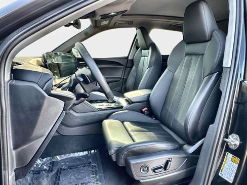 Used 2025 Audi Q5 Premium Plus w/ Premium Plus AWD/4WD image 3