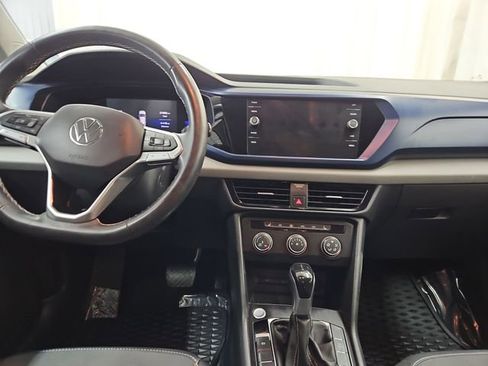 Used 2022 Volkswagen Taos SE FWD image 30