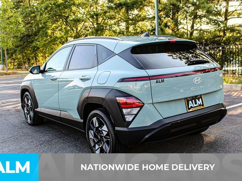 Used 2024 Hyundai Kona SEL FWD image 4