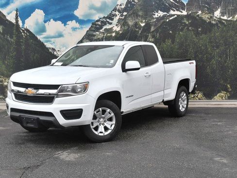 Used 2020 Chevrolet Colorado LT w/ Safety Package image 6