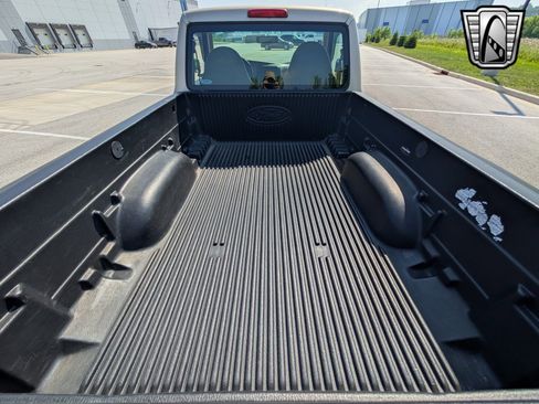 Used 2002 Ford Ranger 2WD Regular Cab image 14
