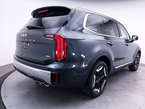 Used 2024 Kia Telluride S w/ S Sunroof Package image 17