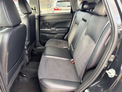 Used 2024 Mitsubishi Outlander Sport SE AWD/4WD image 19