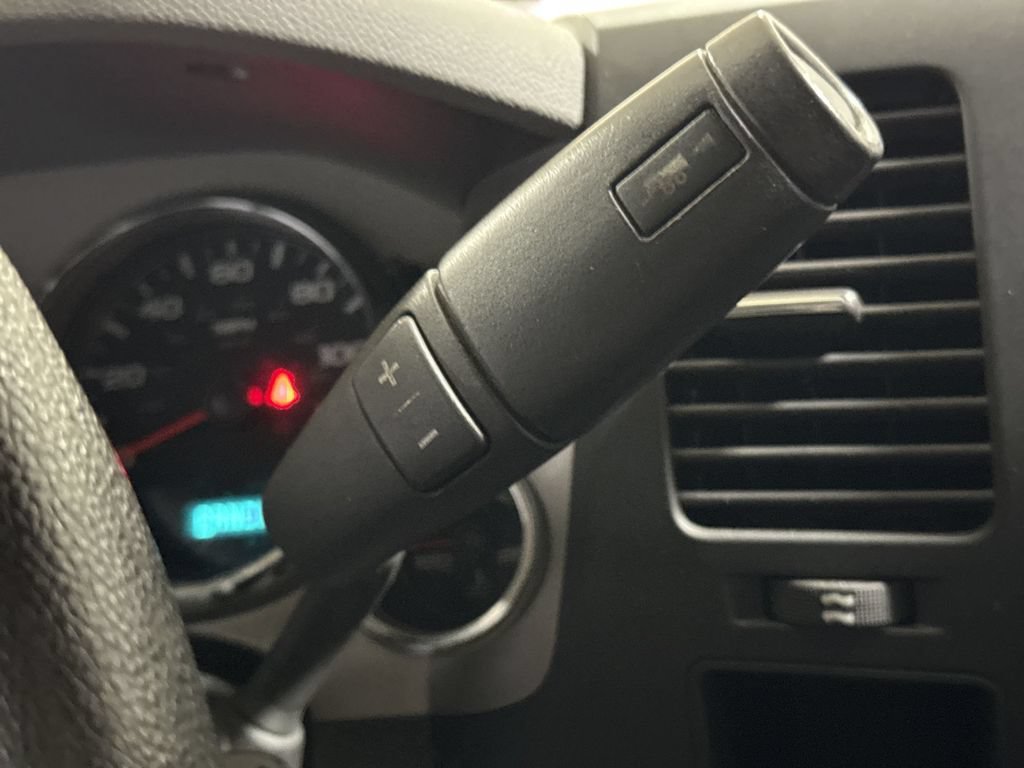 Used 2013 Chevrolet Silverado 2500 W/T AWD/4WD image 16