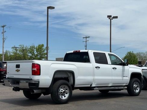 Used 2019 GMC Sierra 2500 4x4 Crew Cab w/ Sierra Convenience Package image 34