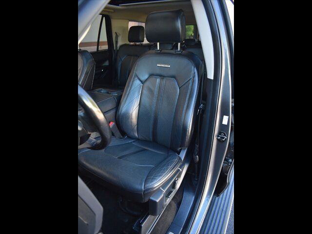 Used 2020 Ford Expedition Max Platinum AWD/4WD image 16