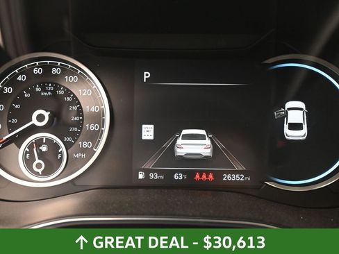 Used 2025 Genesis G70 2.5T AWD/4WD image 26