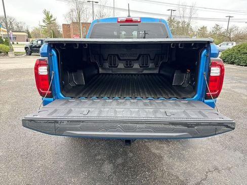 Used 2024 GMC Canyon AT4 image 24