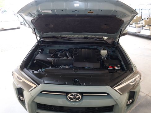 Used 2022 Toyota 4Runner TRD Off-Road AWD/4WD image 20