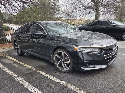 Used 2021 Honda Accord Sport image 4
